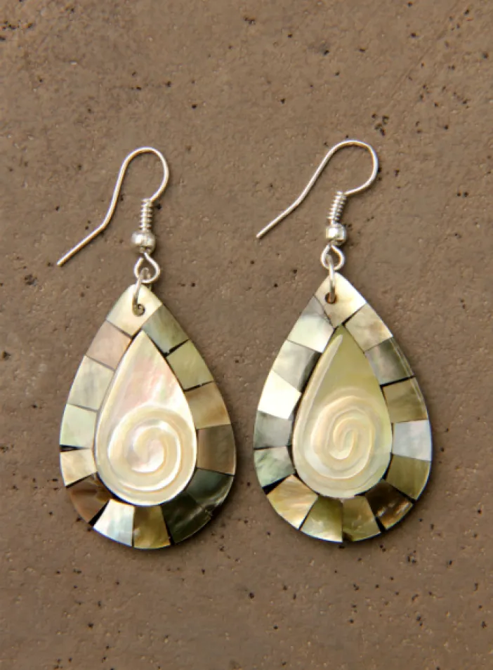 Náušnice z perleti a mušloviny, slzy | PachaMama.cz