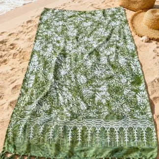 Sarong zelený s květy | PachaMama.cz