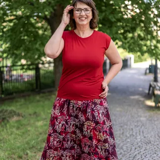 Triko Allure s výstřihem na zádech 