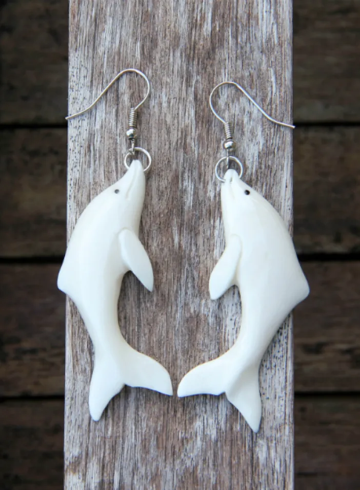Kostěné náušnice "Dolphins"  | PachaMama.cz