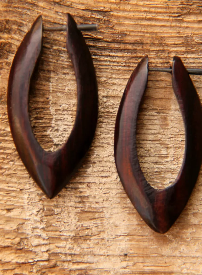 Dřevěné náušnice s tyčkou | PachaMama.cz