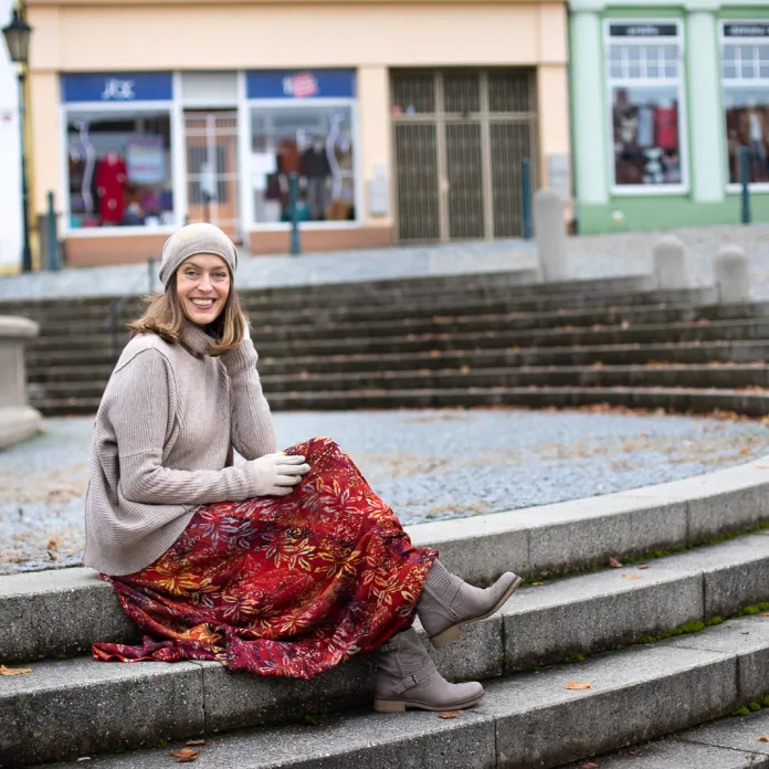Jak sladit podzimní šatník s dlouhou sukní? | PachaMama.cz