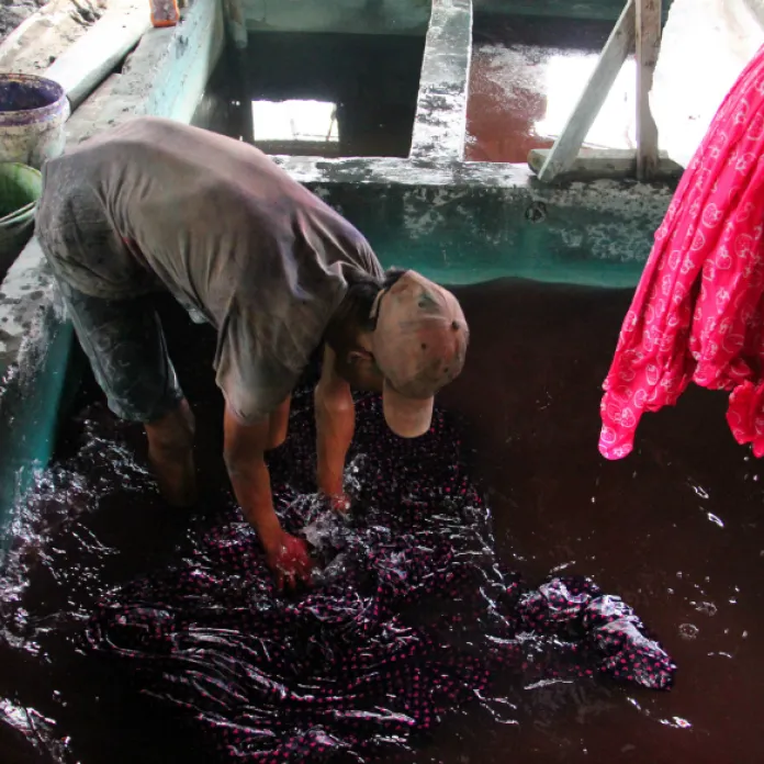 Indonéská batika z rukou mistra Aldima | PachaMama.cz