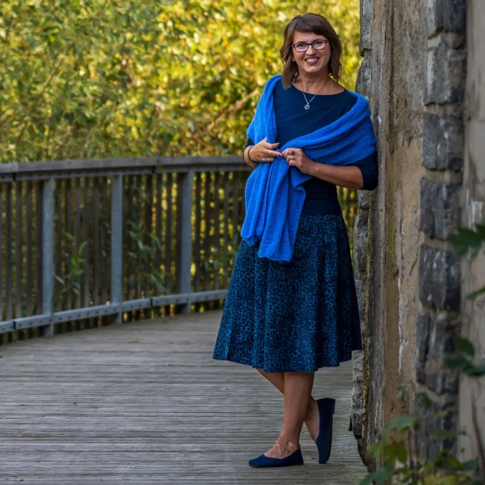 Navy – elegance, která zraje s námi | PachaMama.cz