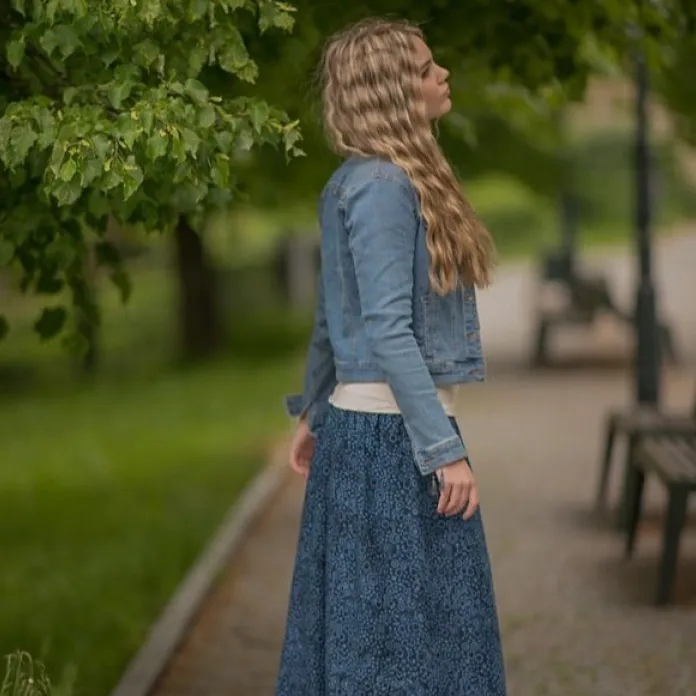 Navy – elegance, která zraje s námi | PachaMama.cz