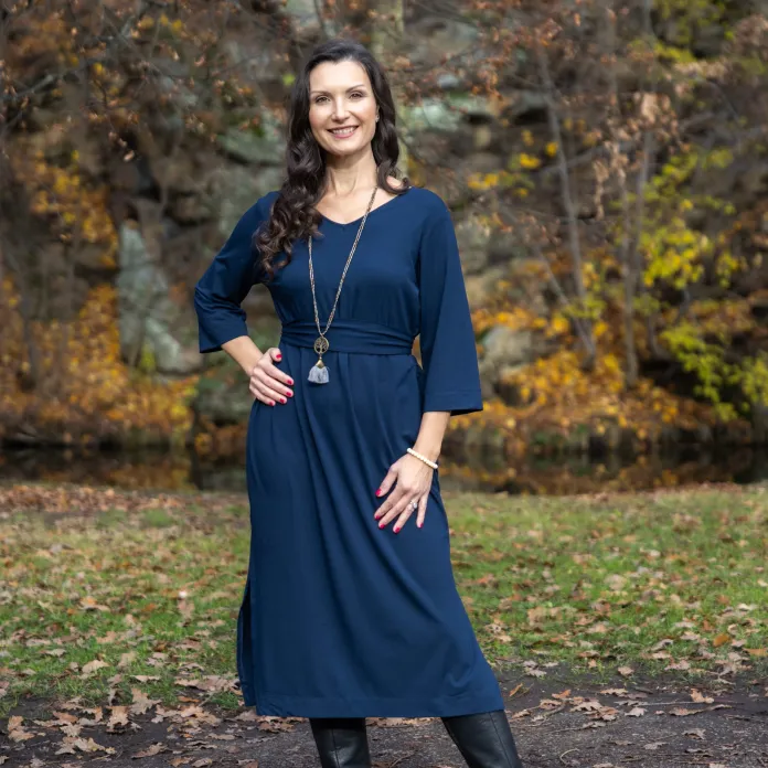 Navy – elegance, která zraje s námi | PachaMama.cz